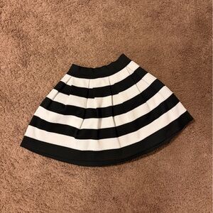 Express Textured Black and White Garment